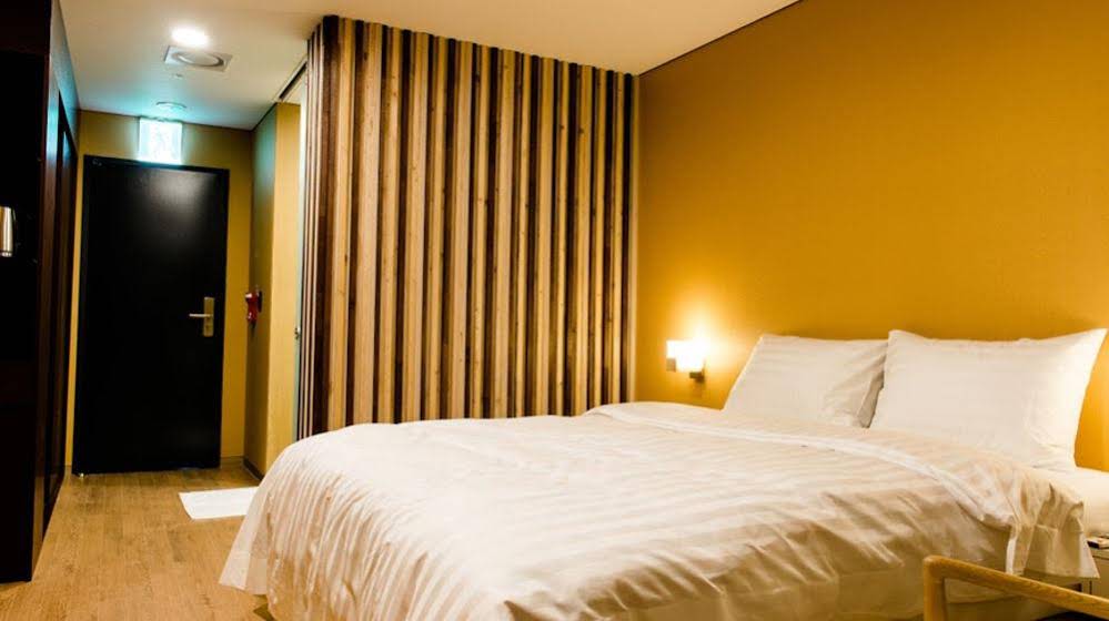 Khan Hotel