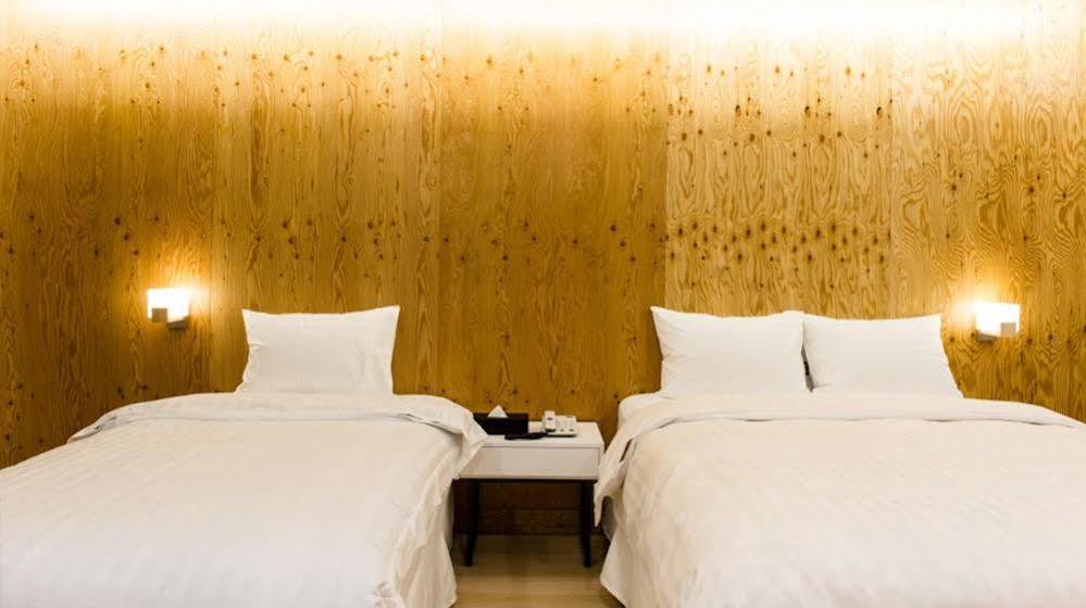 Khan Hotel