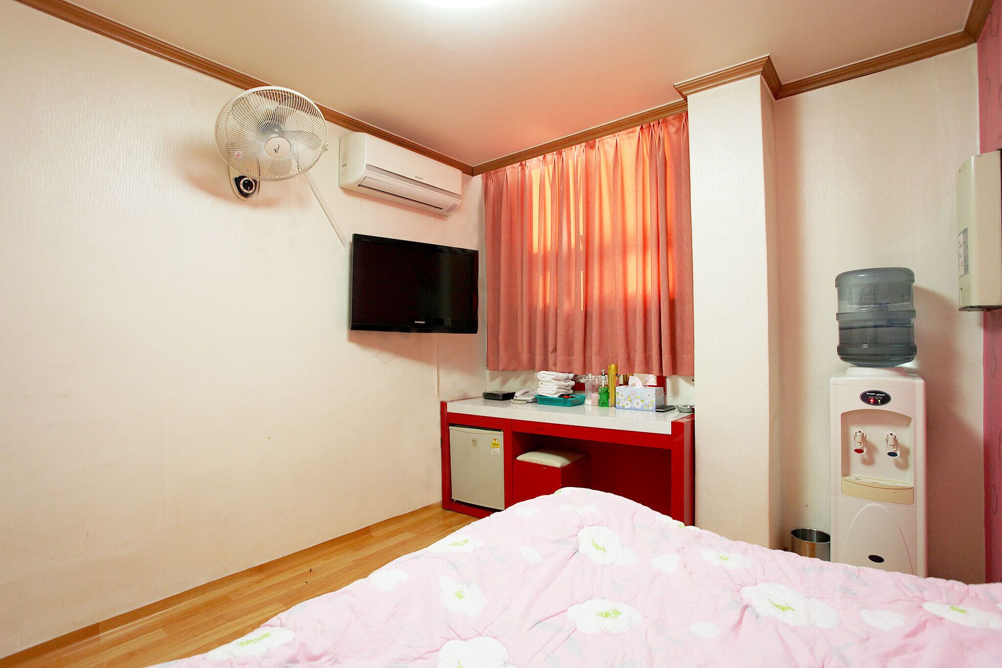 Konkuk University Yeongdong Motel