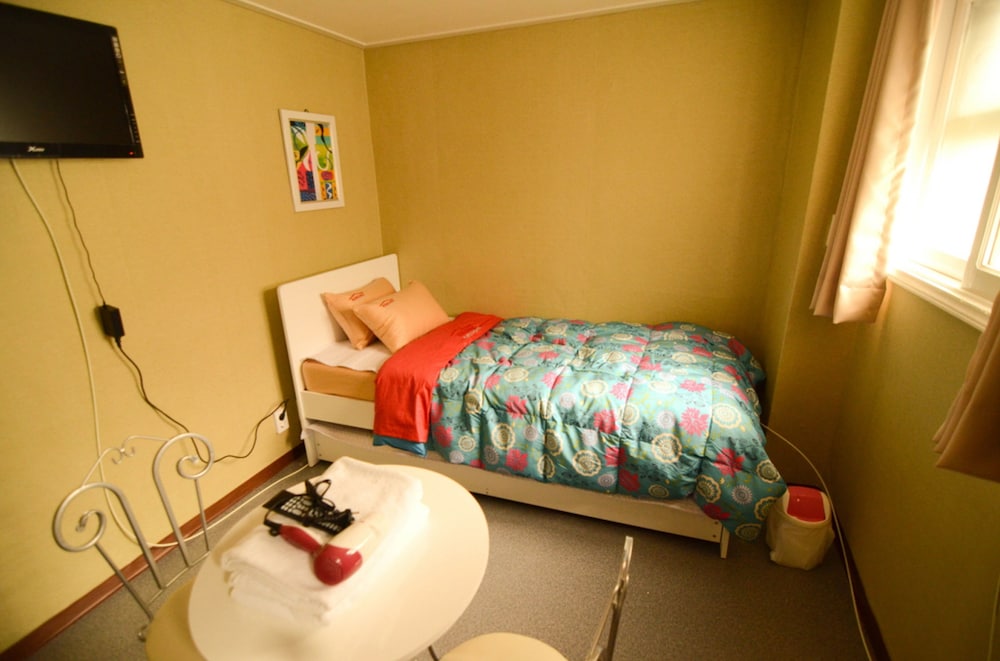 Korstay Guesthouse Seoul Station