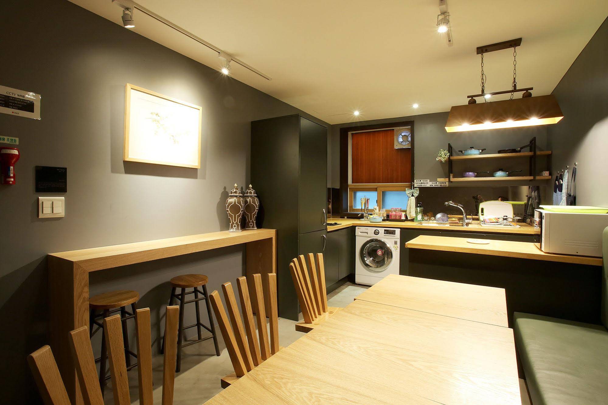 Kotel Yaja Sadang Station