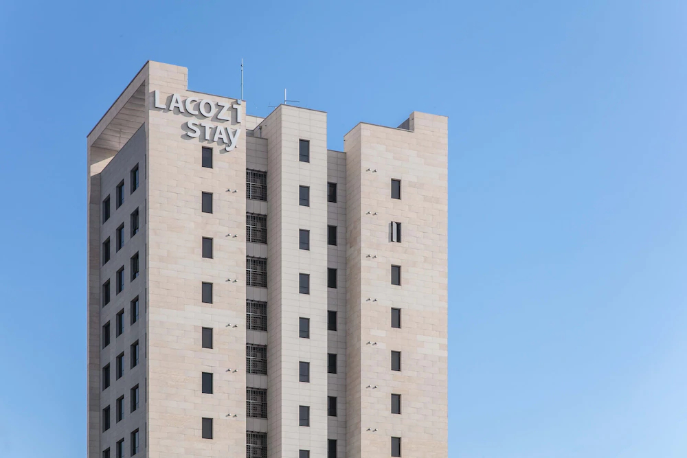 Lacozi Stay