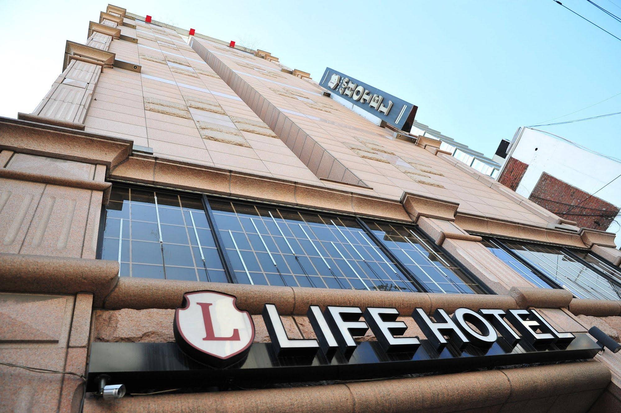 Life Hotel