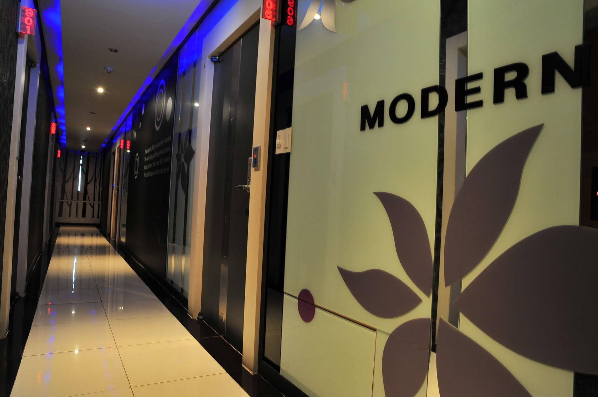 Life Hotel