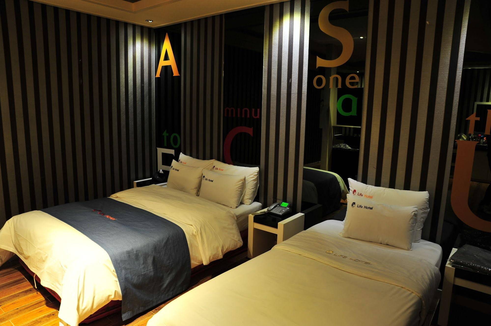 Life Hotel