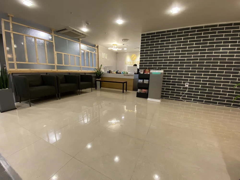 Line Hotel