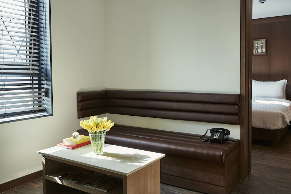 Jongno MakersXeppeuda Hotel