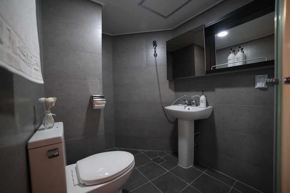 MJ Guest House