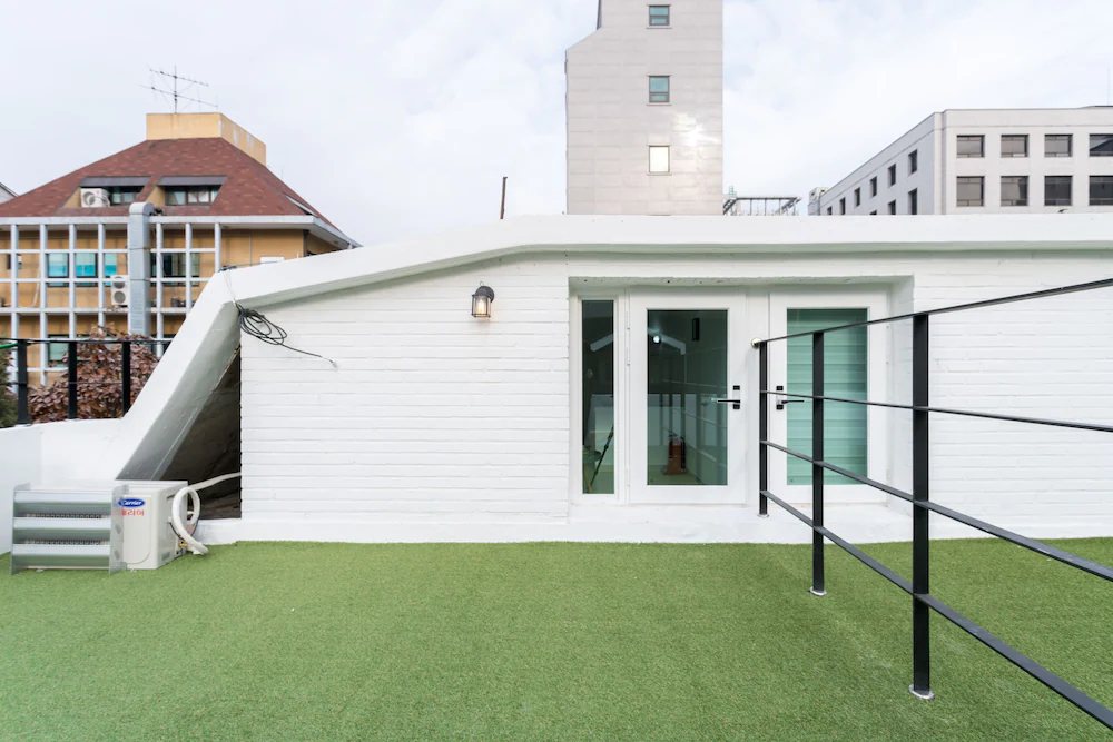 Neat House