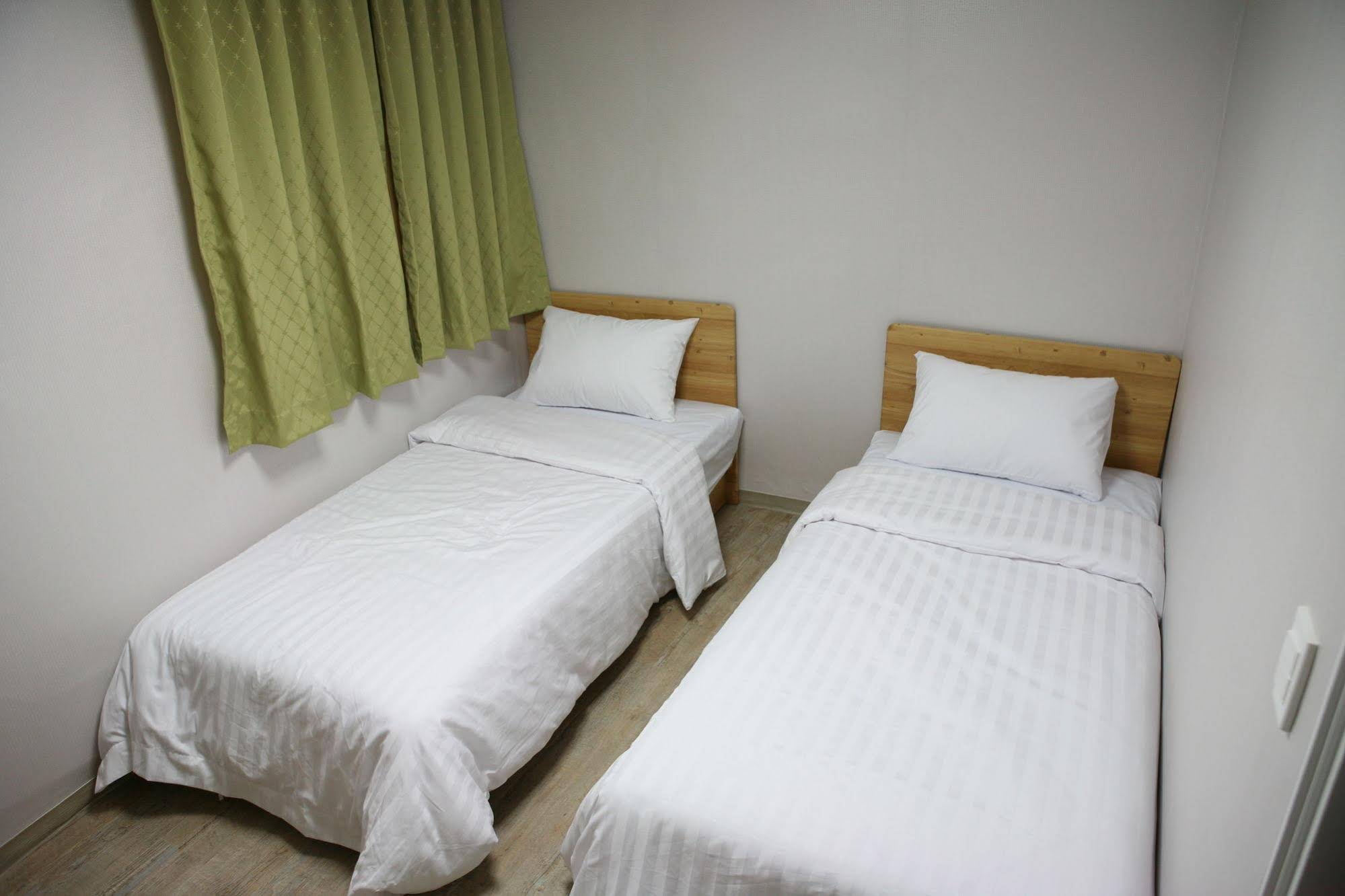 Moon's Hostel