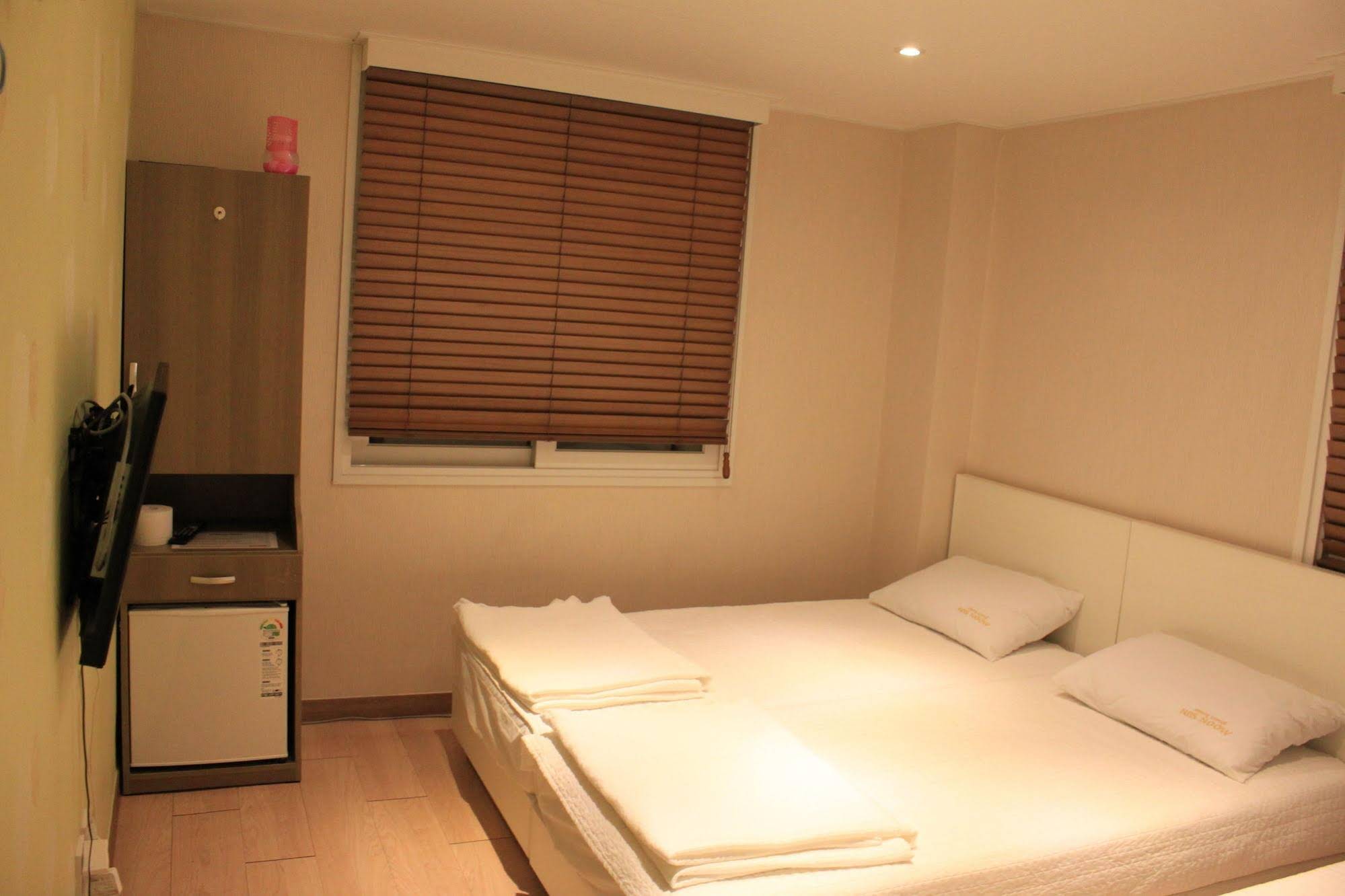 Moon Sun Guesthouse