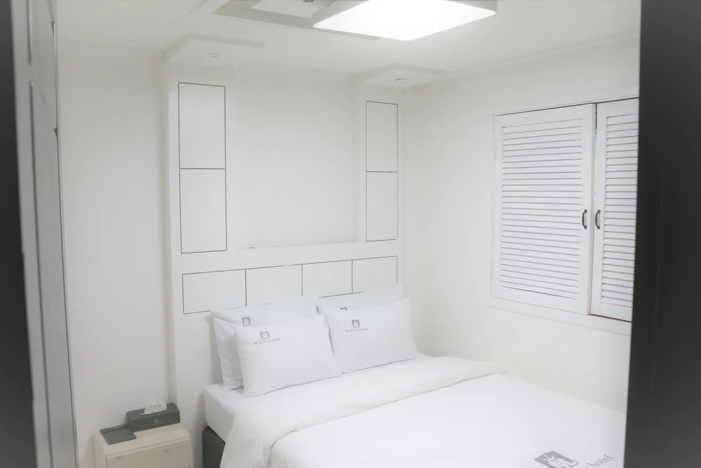 Must Stay Hotel