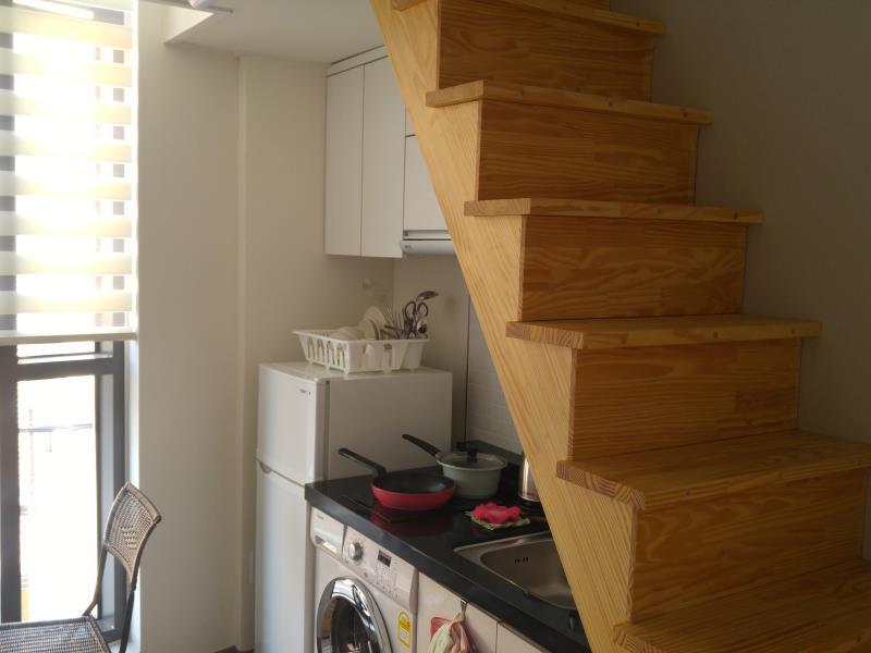 Myeongdong Artmonstay Guesthouse