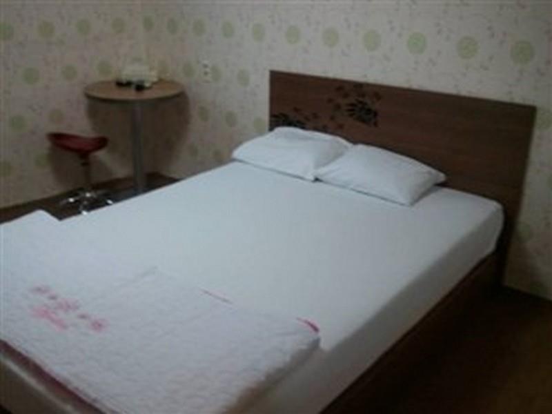Myeongdong Daehanjang Motel