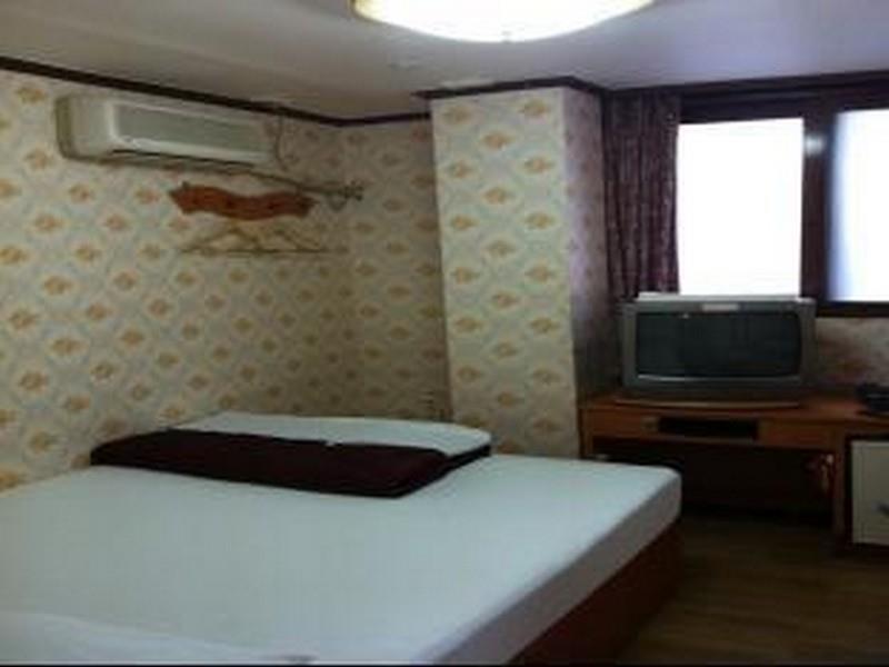 Myeongdong Daehanjang Motel