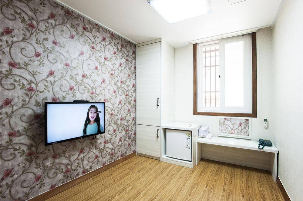 Myeongdong ECO House