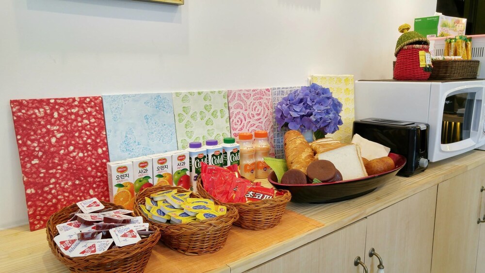 Myeongdong Guest House Como
