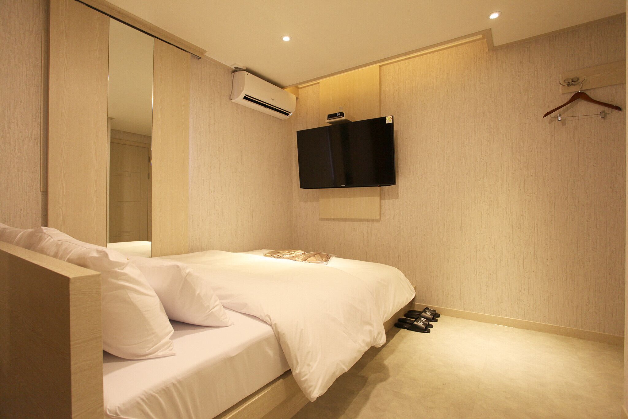 Myeonmok Choi Hotel