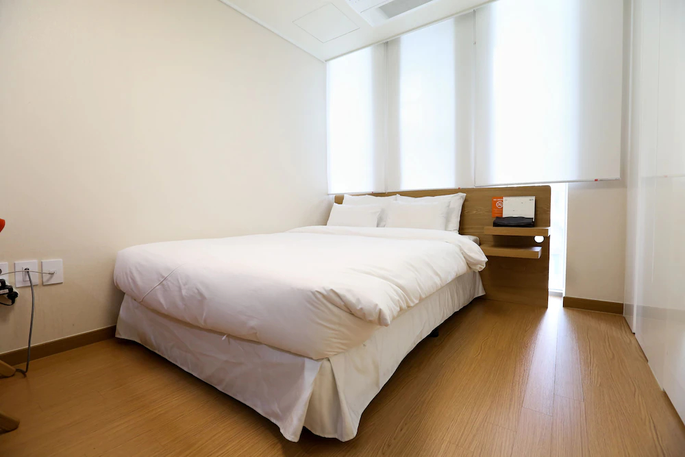 Navi Hotel Residence