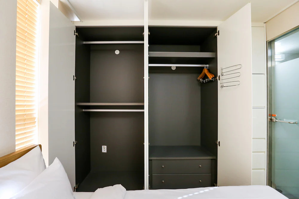 Navi Hotel Residence