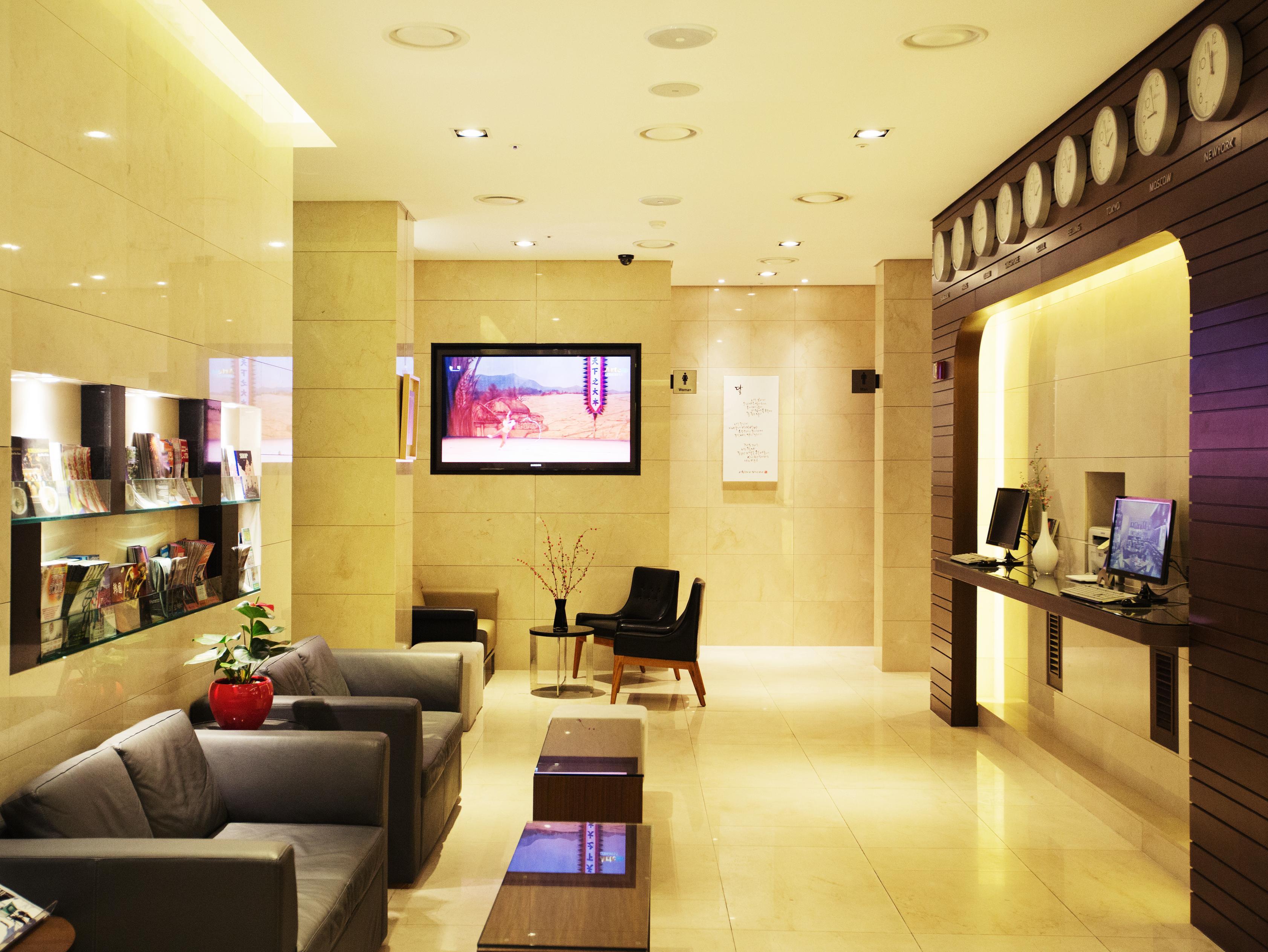 N Fourseason Hotel