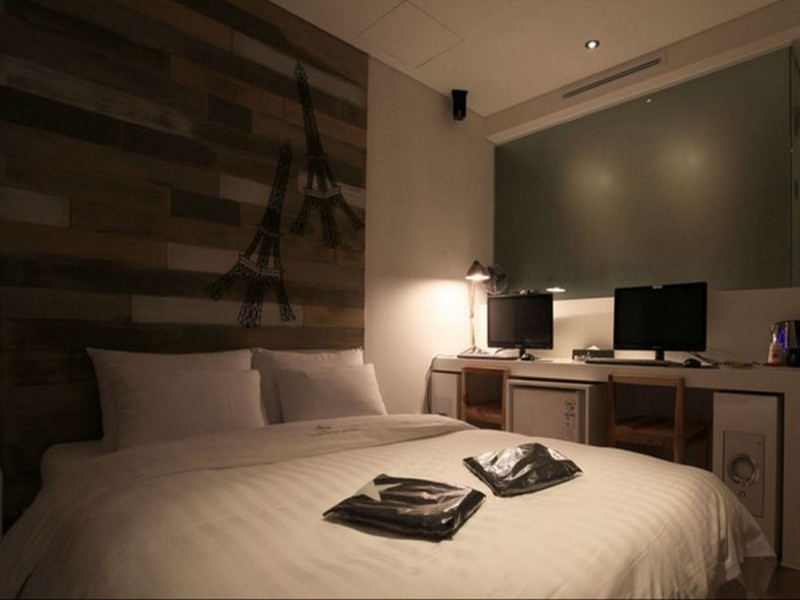 Nine Star Hotel