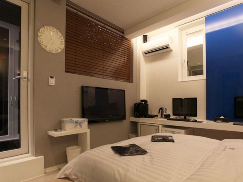 Nine Star Hotel