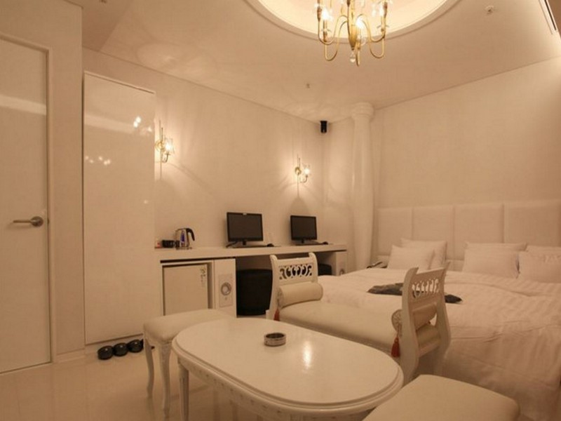 Nine Star Hotel