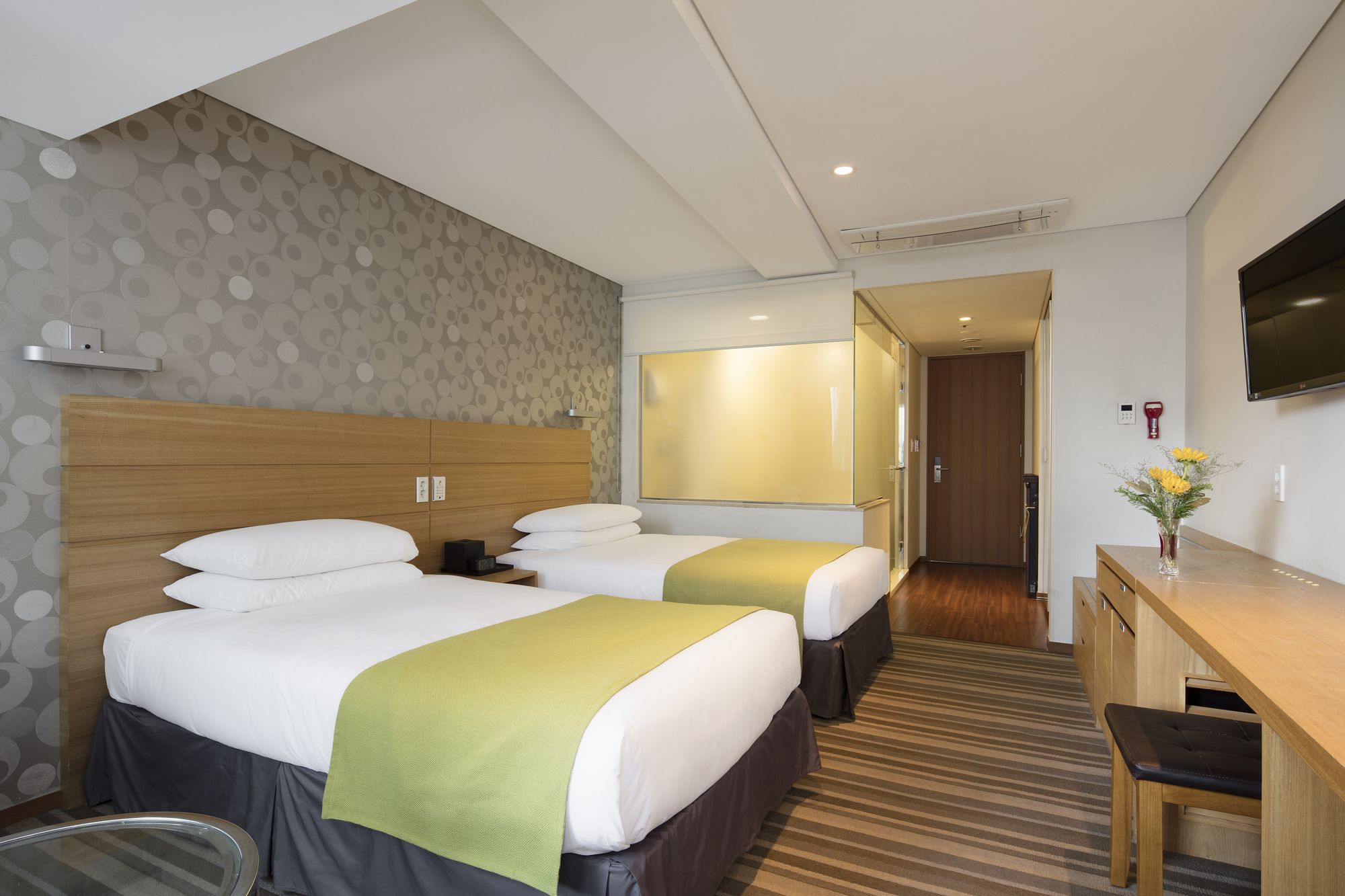 Nine Tree Hotel Myeongdong