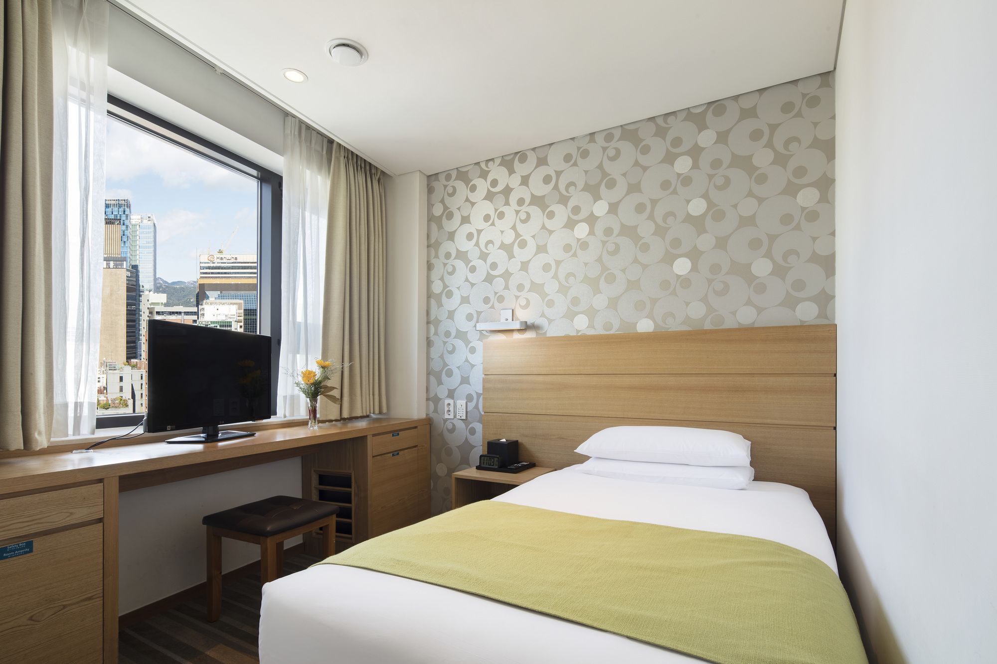 Nine Tree Hotel Myeongdong