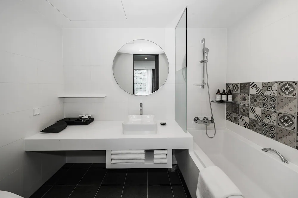 Nine Tree Premier Hotel Insadong