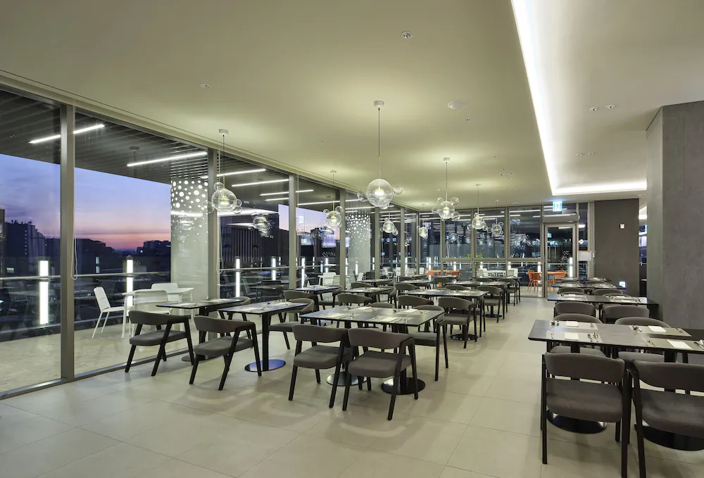 Nine Tree Premier Hotel Insadong