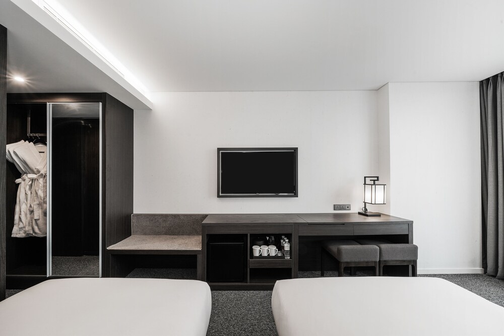 Nine Tree Premier Hotel Insadong