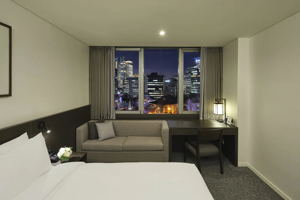 Nine Tree Premier Hotel Insadong