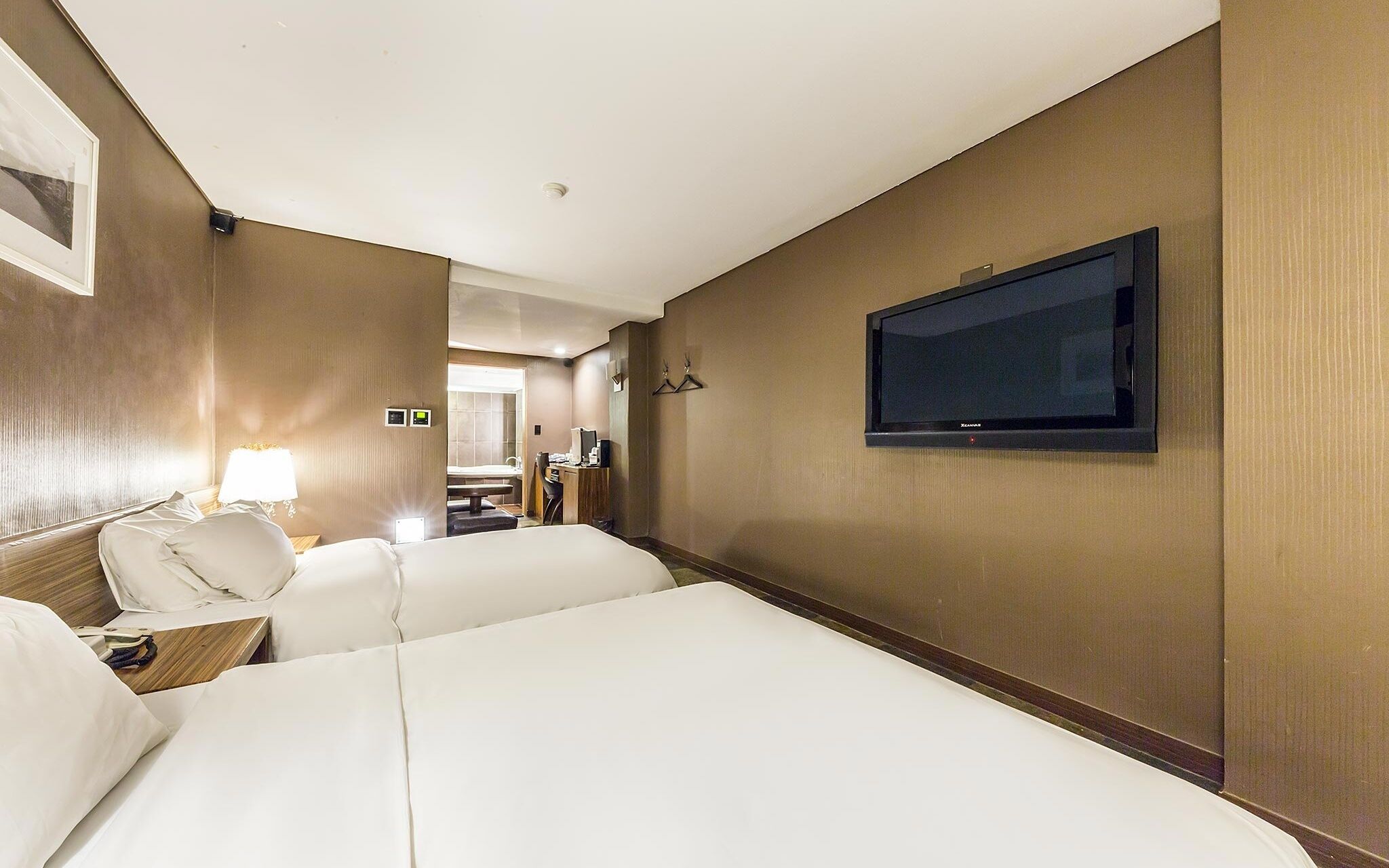 Nokbeon Hotel Galley