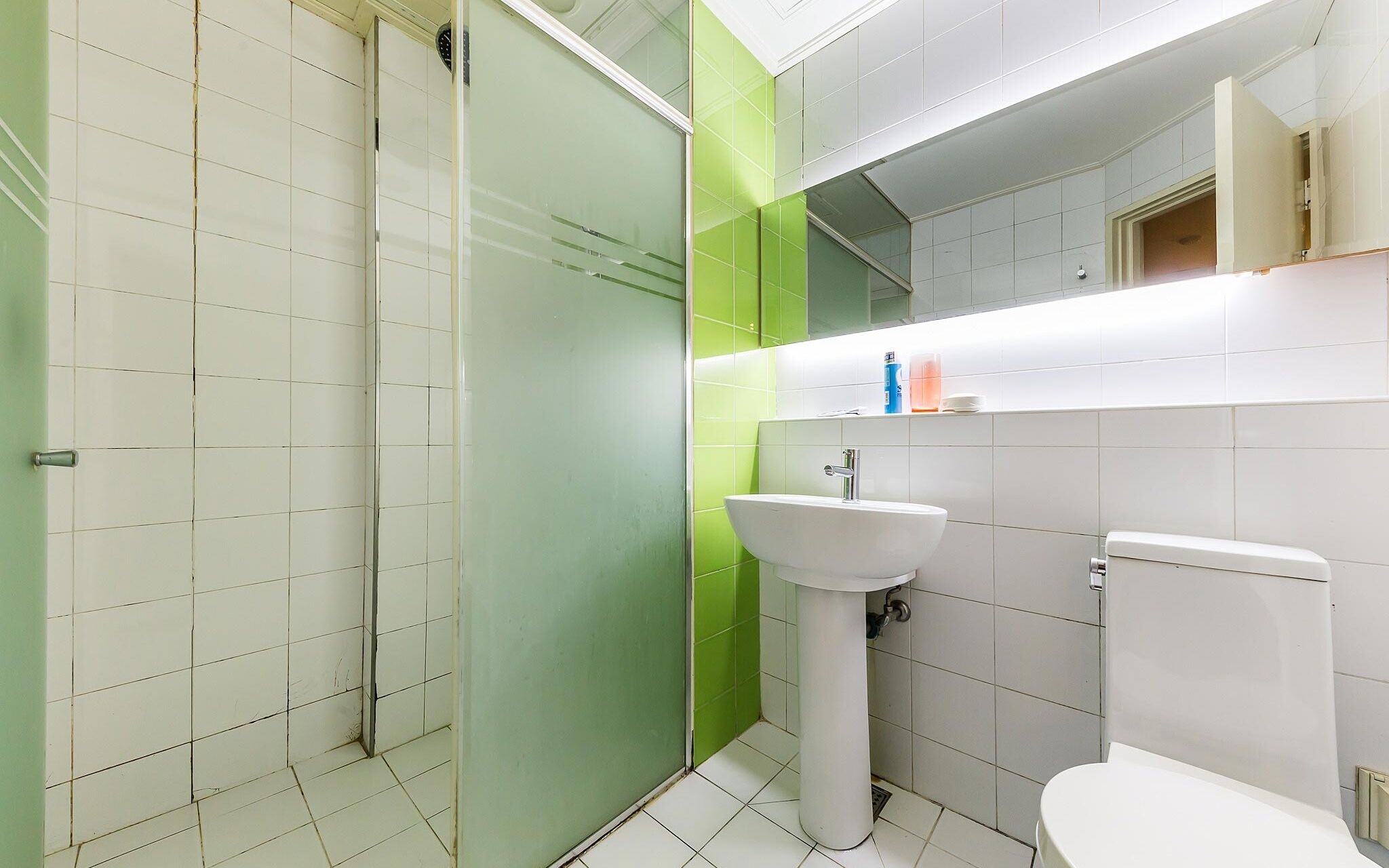 Nokbeon Hotel Galley