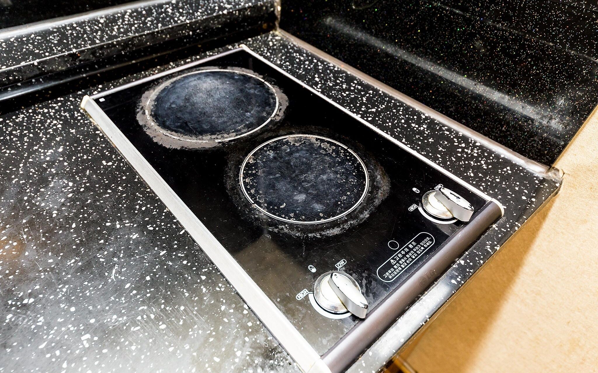 Nokbeon Hotel Galley