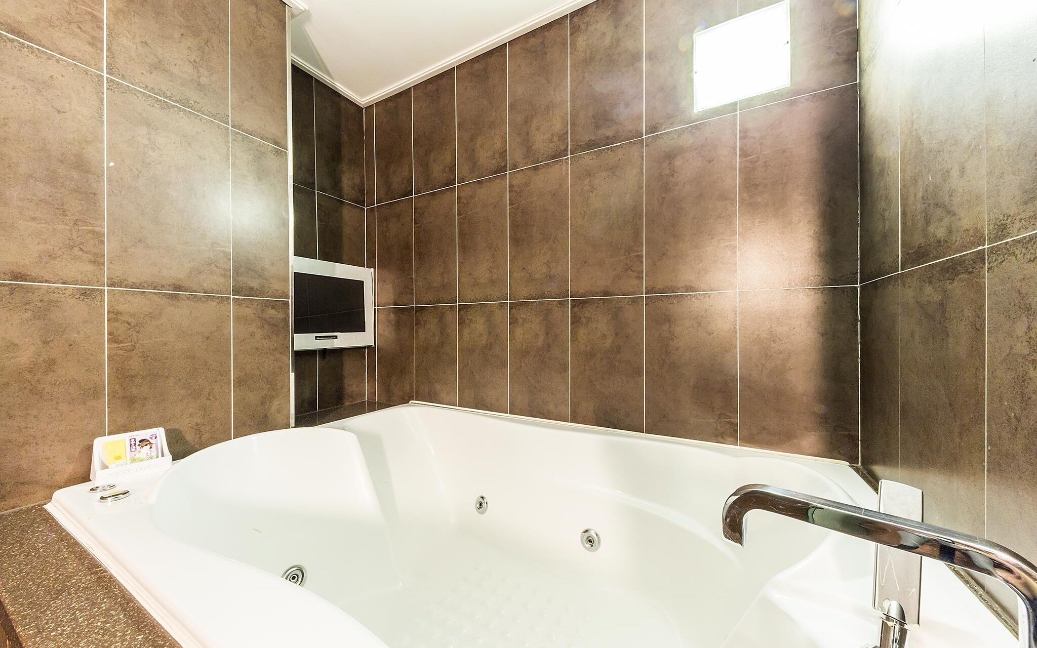 Nokbeon Hotel Galley