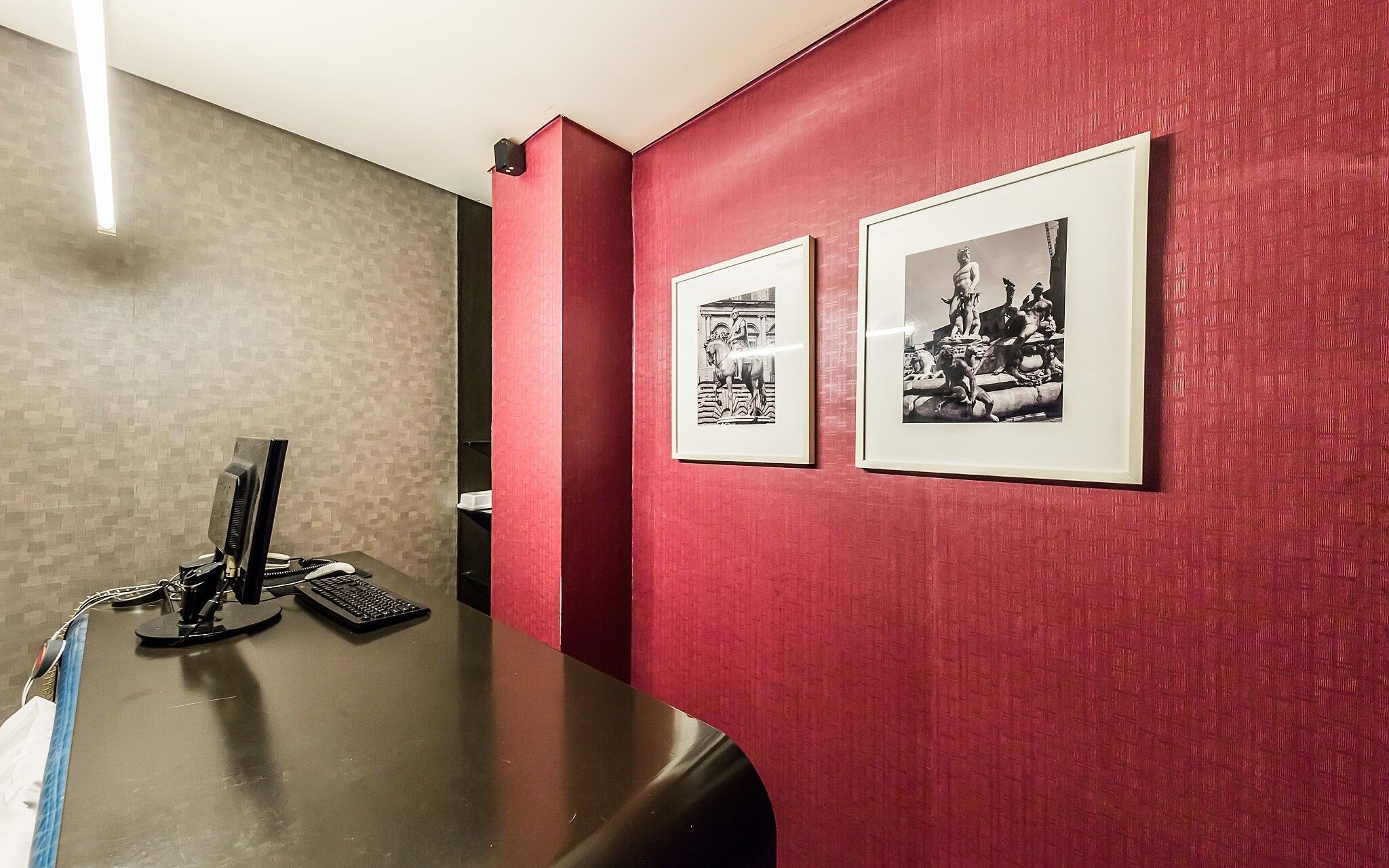 Nokbeon Hotel Galley