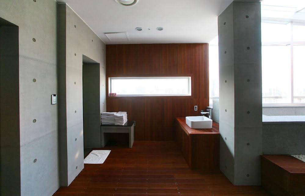 Nox Hotel