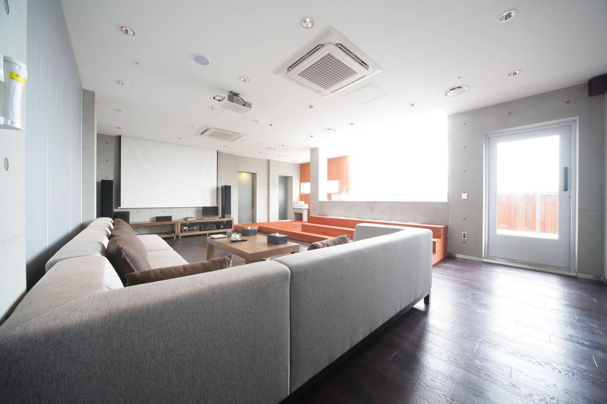Nox Hotel