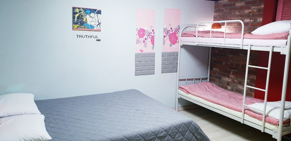 Oppa Hostel