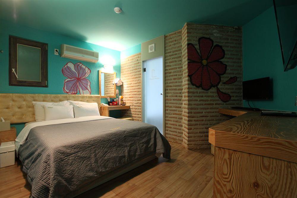 Orange County Hotel