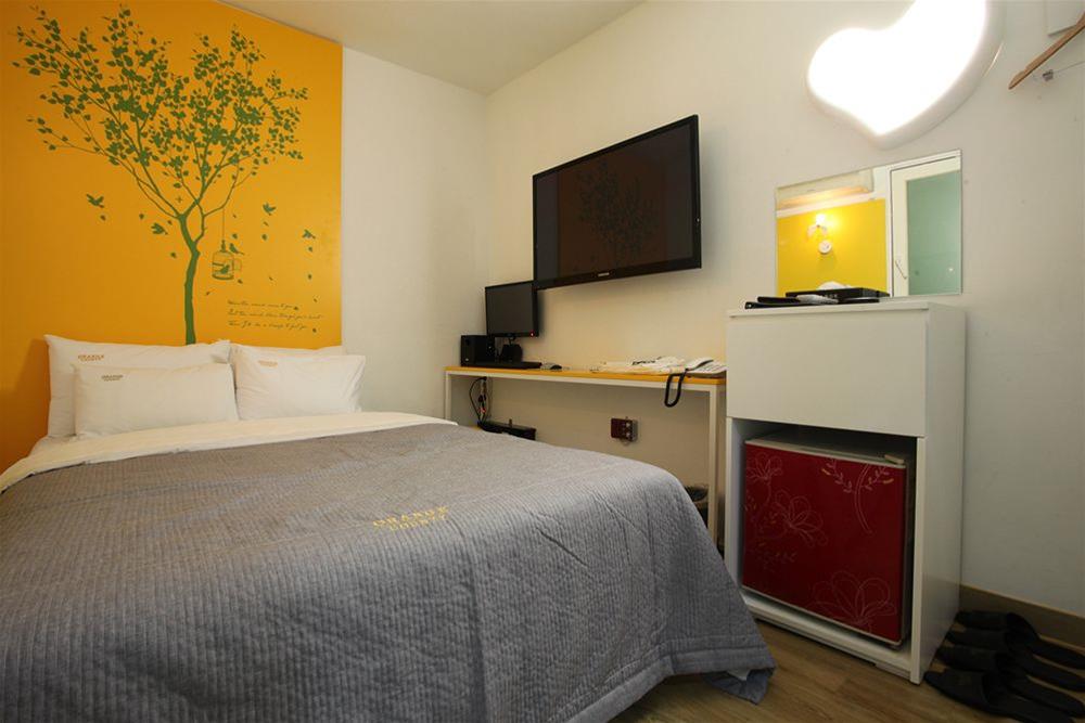 Orange County Hotel