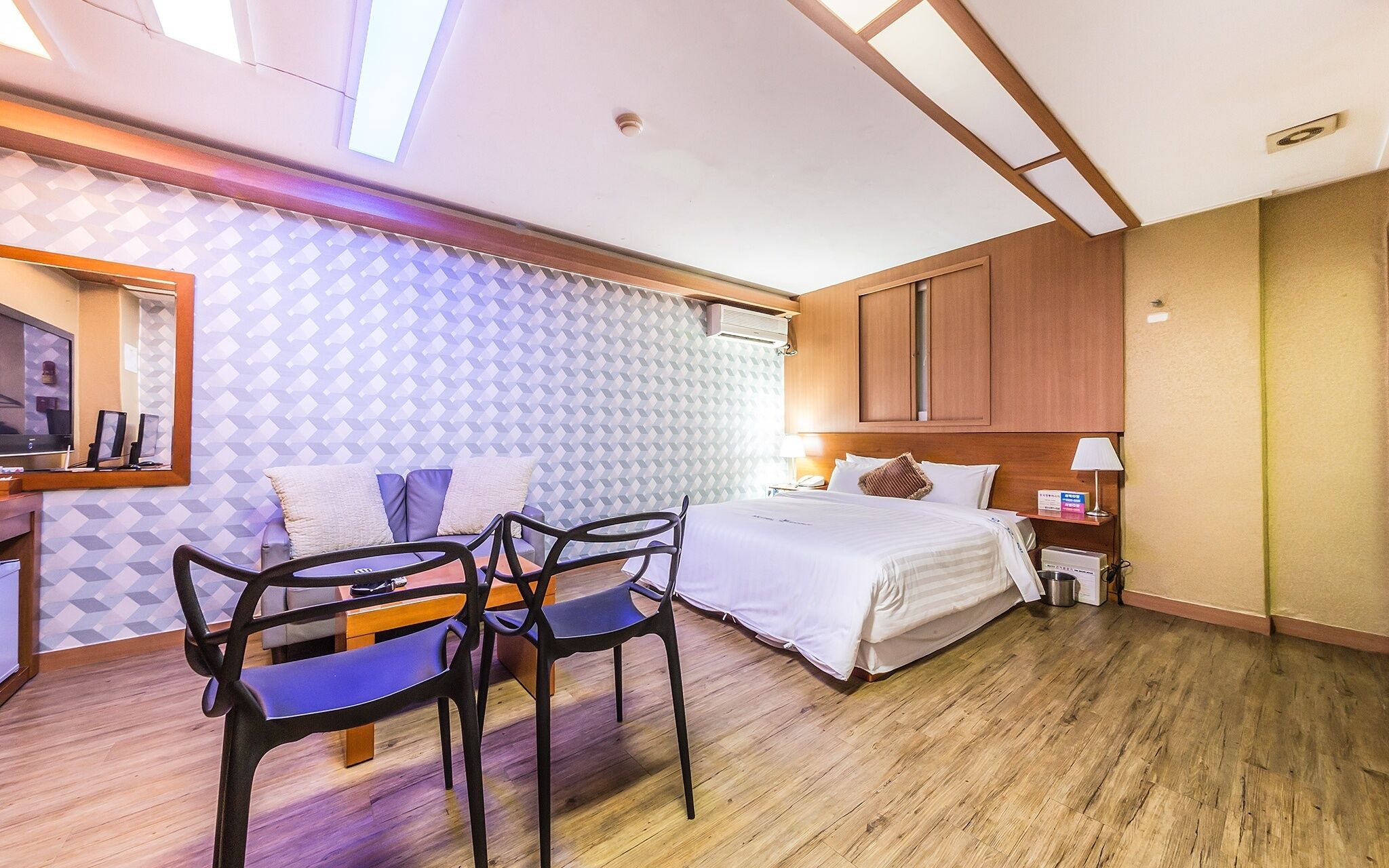 Oryu Bon Motel