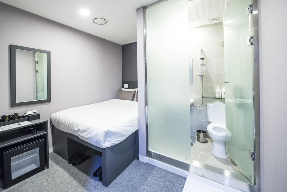 Philstay Myeongdong Metro
