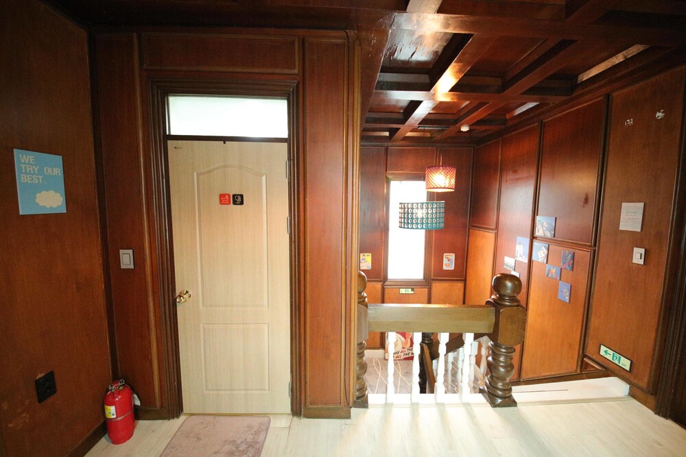 Stitches Guesthouse