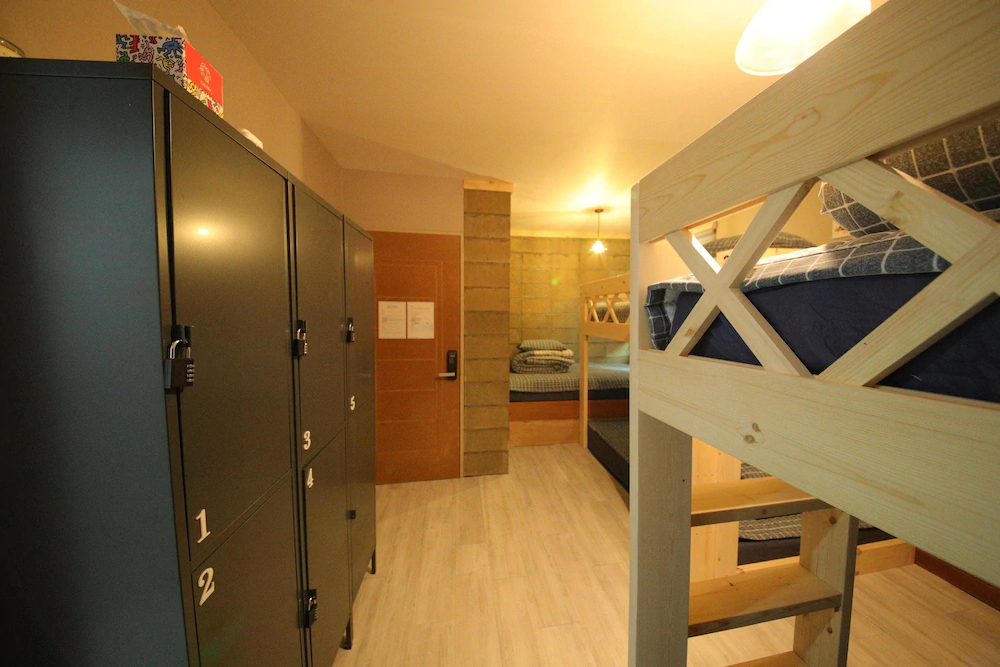Stitches Guesthouse