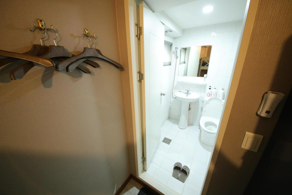 Stitches Guesthouse