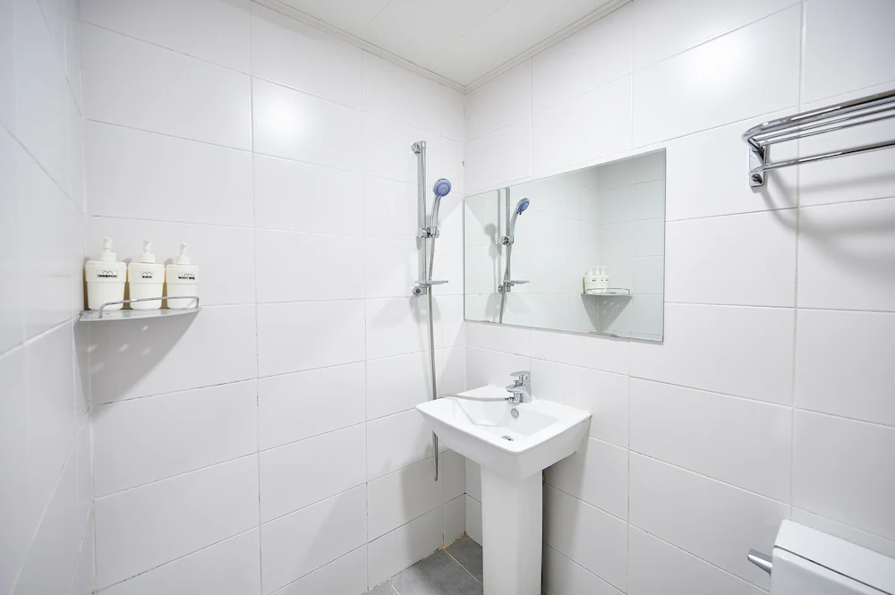 Queen House Hongdae